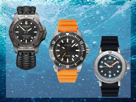 50m water resistance watch swimming.